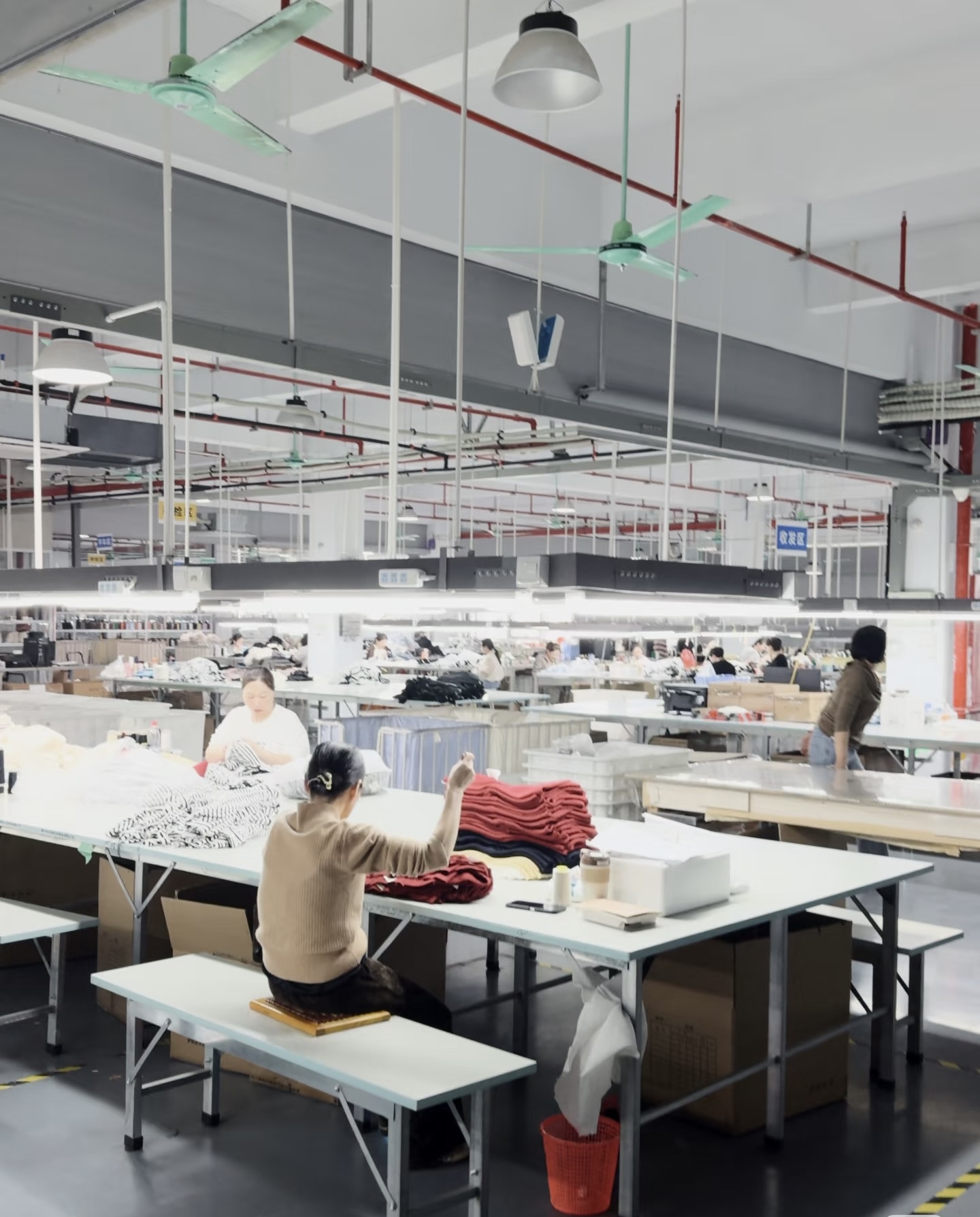 Knitwear QC and packing workshop